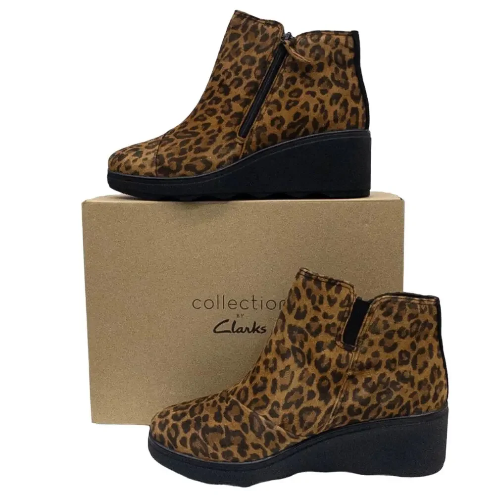 Clarks Mazy Eastham Leopard Print Wedge Bootie Ankle Boots 8 Wide Width